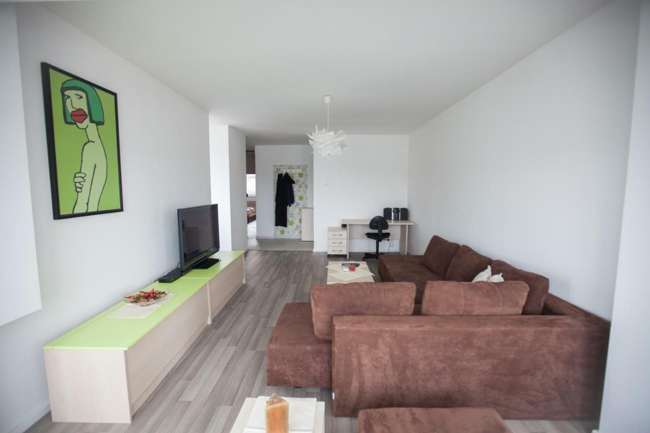 Riverview Apartment Osijek Eksteriør bilde