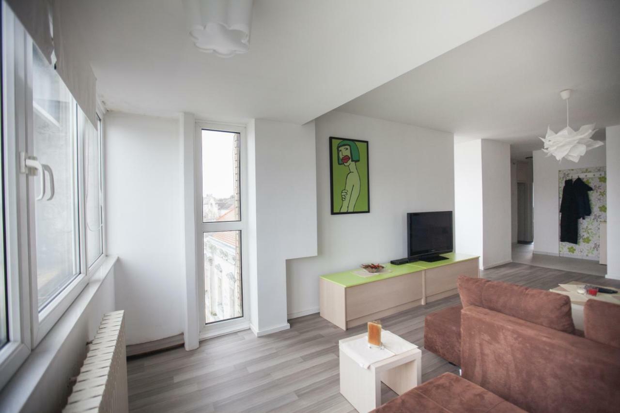 Riverview Apartment Osijek Eksteriør bilde