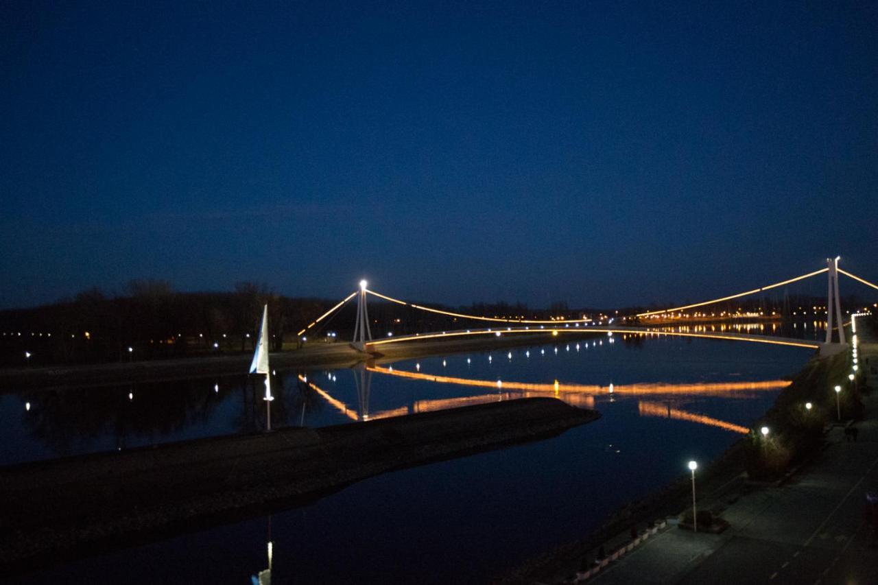 Riverview Apartment Osijek Rom bilde